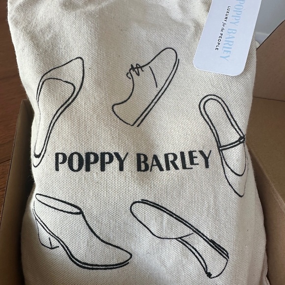 Poppy Barley Cross Town Sandal - As New - Picture 9 of 13